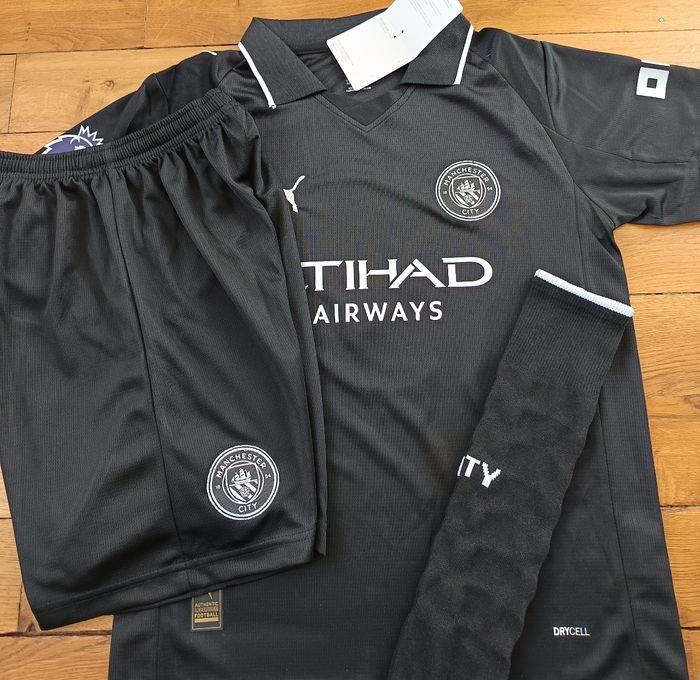 Kit football taille 8 ans Manchester City black away 2026 - photo numéro 4