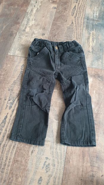 Pantalon nky 3 ans en très bon état