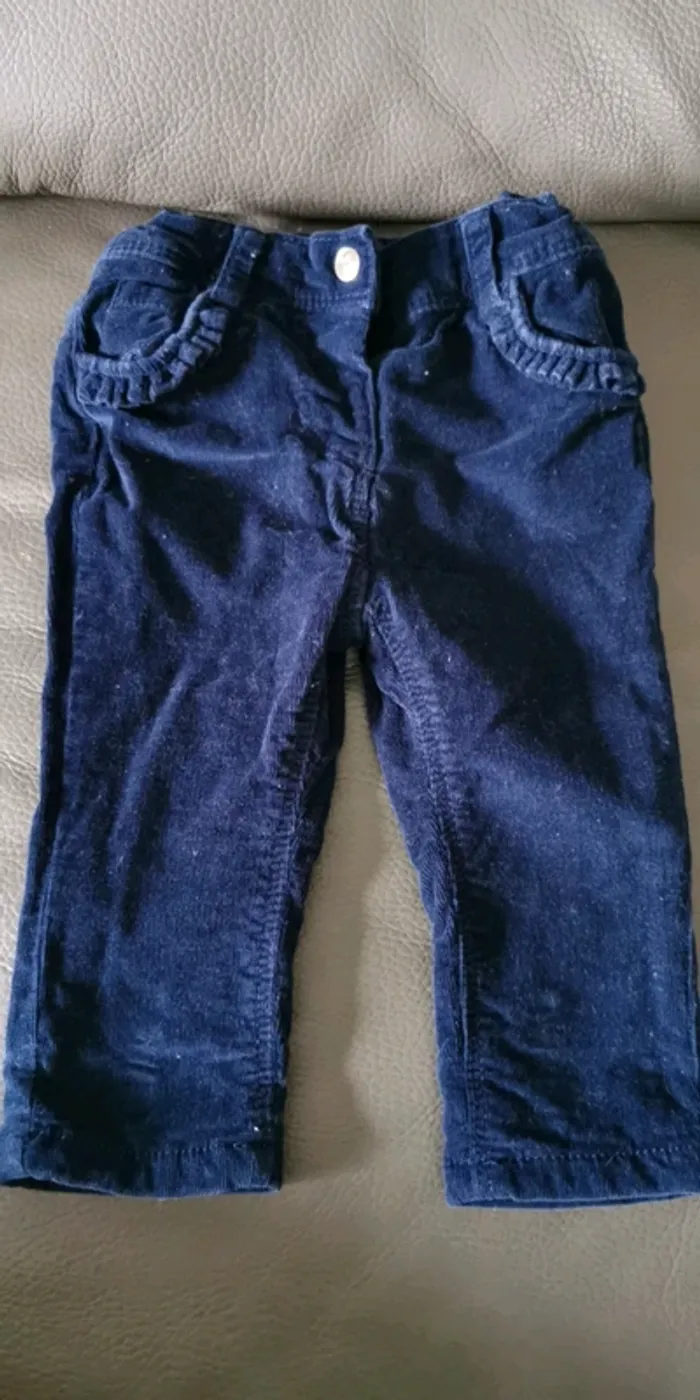 Pantalon velours bleu marine tape à l'oeil 6 mois