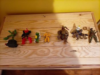 Lot 7 Figurines Action Cultes : Leonardo (TMNT), Tintin, Gormiti, Chien Mac Donald's