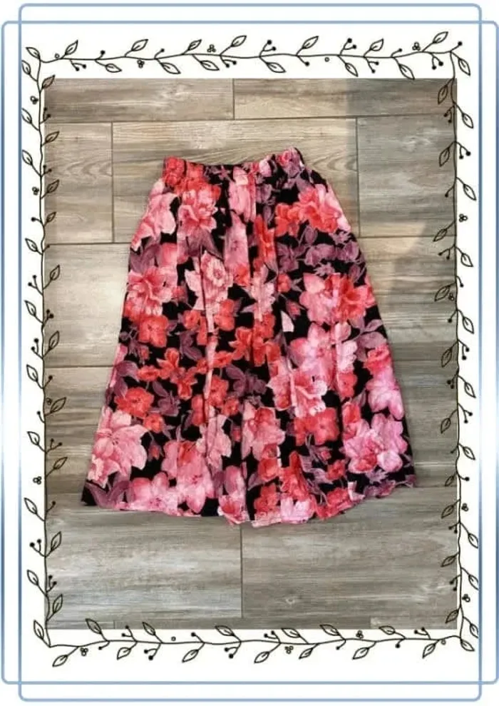 Jupe multicolore noire et rose Si belle et.. taille 40