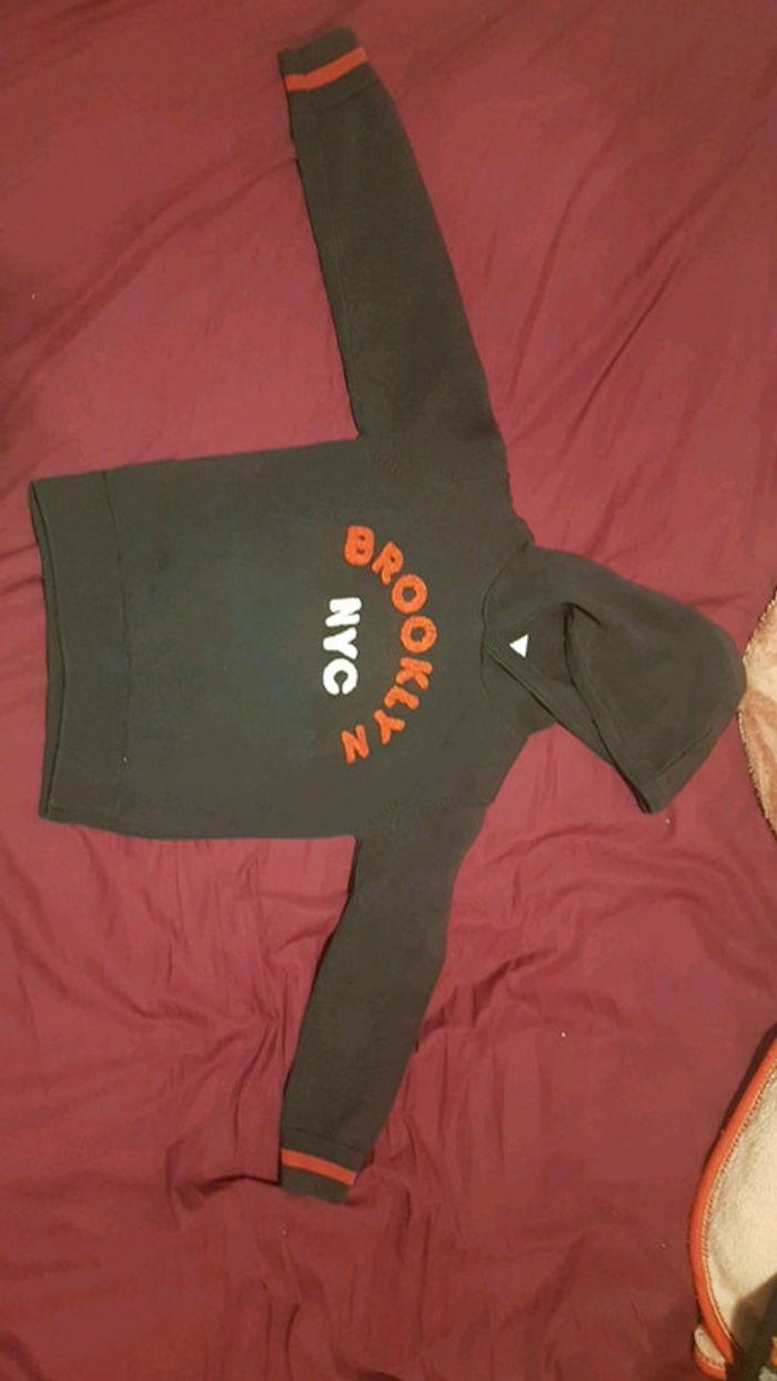 Pull garçon chaud tape à l'oeil