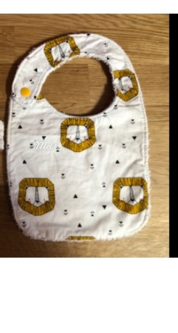 Bavoirs - photo numéro 10