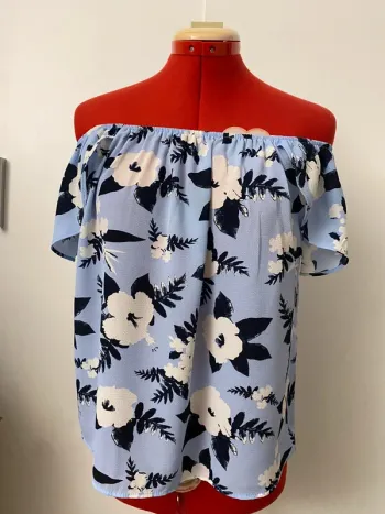 Blouse col bardot imprimé fleuri bleu Atmosphère