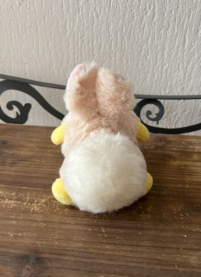Petite peluche Sanrio lapin Pompompurin de Taiwan 15x14cm - photo numéro 2