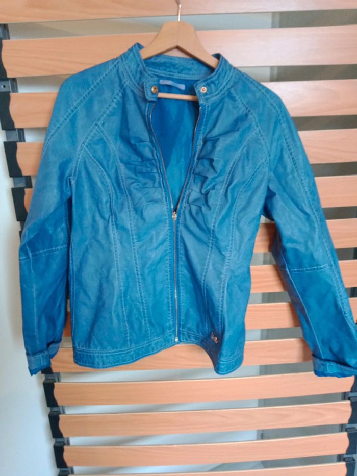 Veste lpb
