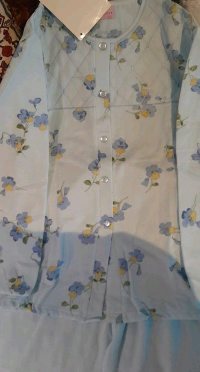 Pyjama femme bleu ciel, imprimé fleurs, taille M - photo numéro 3