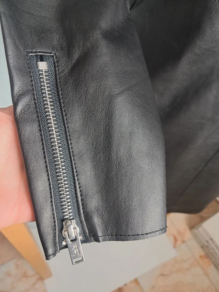 Les petites bombes robe simili noire T.36 neuve - photo numéro 5