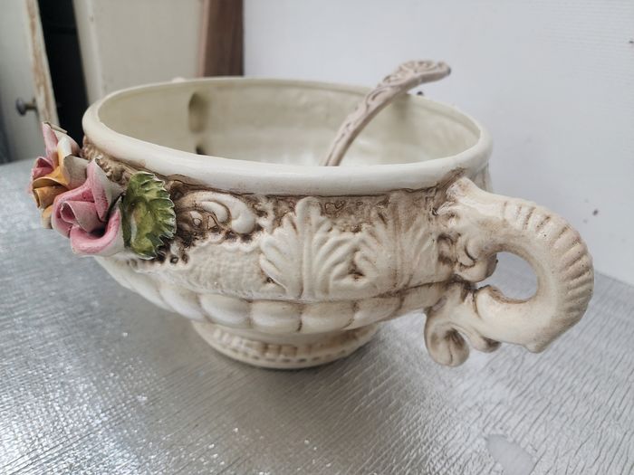 Vends  porcelaine    et soupière - photo numéro 9