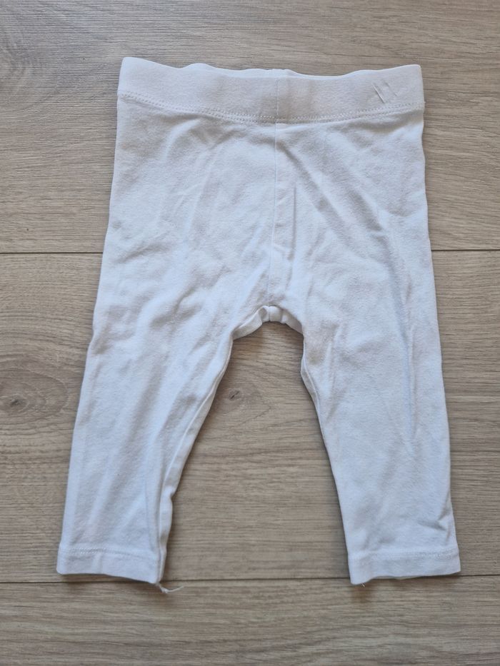 Lot de 3 leggings blanc Kiabi 9 mois - photo numéro 2