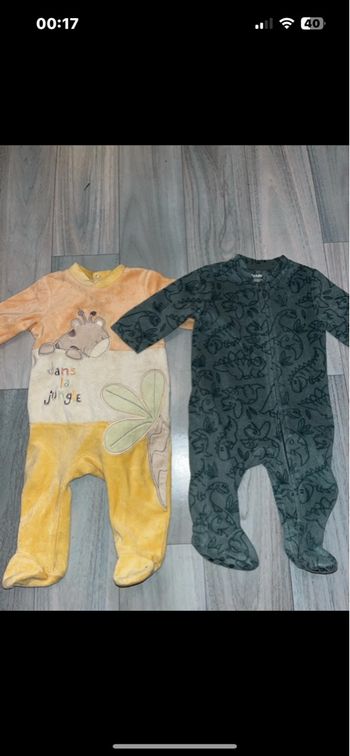 Lot 2 pyjamas