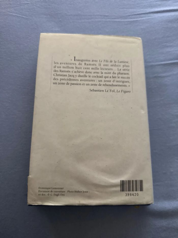 Livre Ramsès - sous l’acasia d’occident - Christian Jacq - photo numéro 6