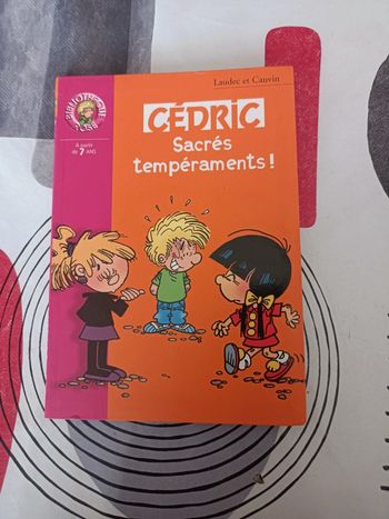 Livre la bibliothèque rose Cédric Sacrés tempéraments en bon état