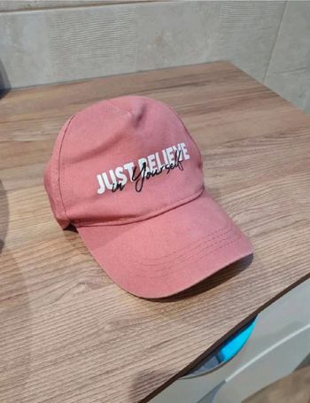 Casquette T.U rose foncé