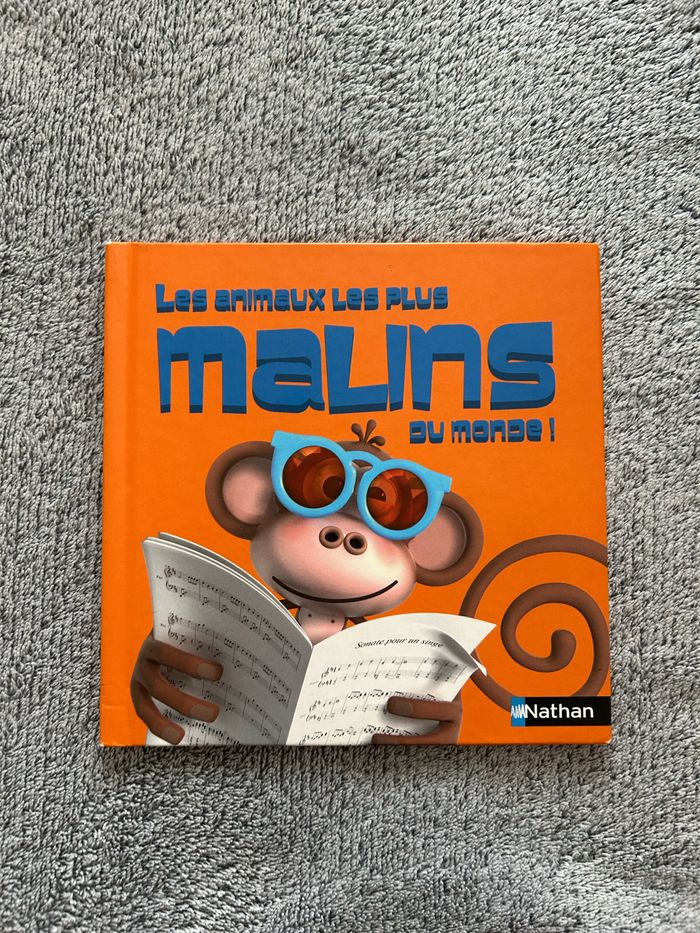 Livre McDo « Les animaux les plus malins du monde ! » Livre en bon état. Collection 2013