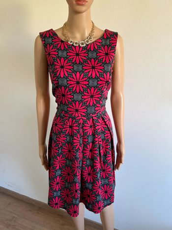 Robe imprimée sans manches LolaLiza taille française 40 jamais portée