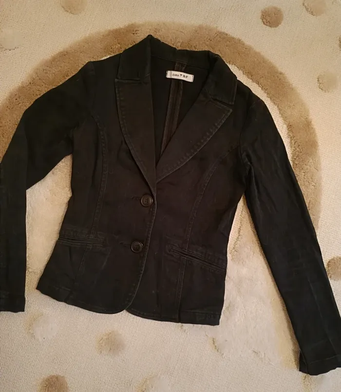 Veste noire cintrée en jean, ZARA taille S - photo numéro 4
