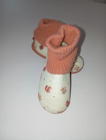 Chaussons semelle dur en 22