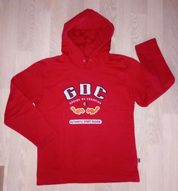 Sweatshirt rouge à capuche Graine de Champion 
T. 10 ans