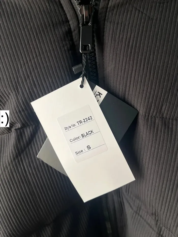 Superbe veste à capuche avec doublure taille S marque Kenzarro Paris - photo numéro 3