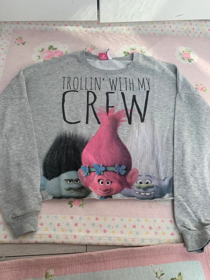 Pull court fille
