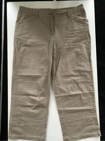 Pantacourt Bonprix taille 44/XXL