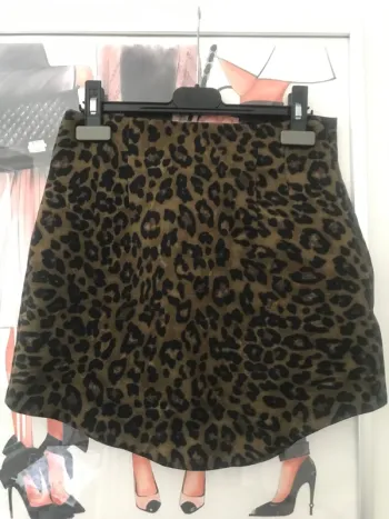 Jupe satinée léopard Zara XS