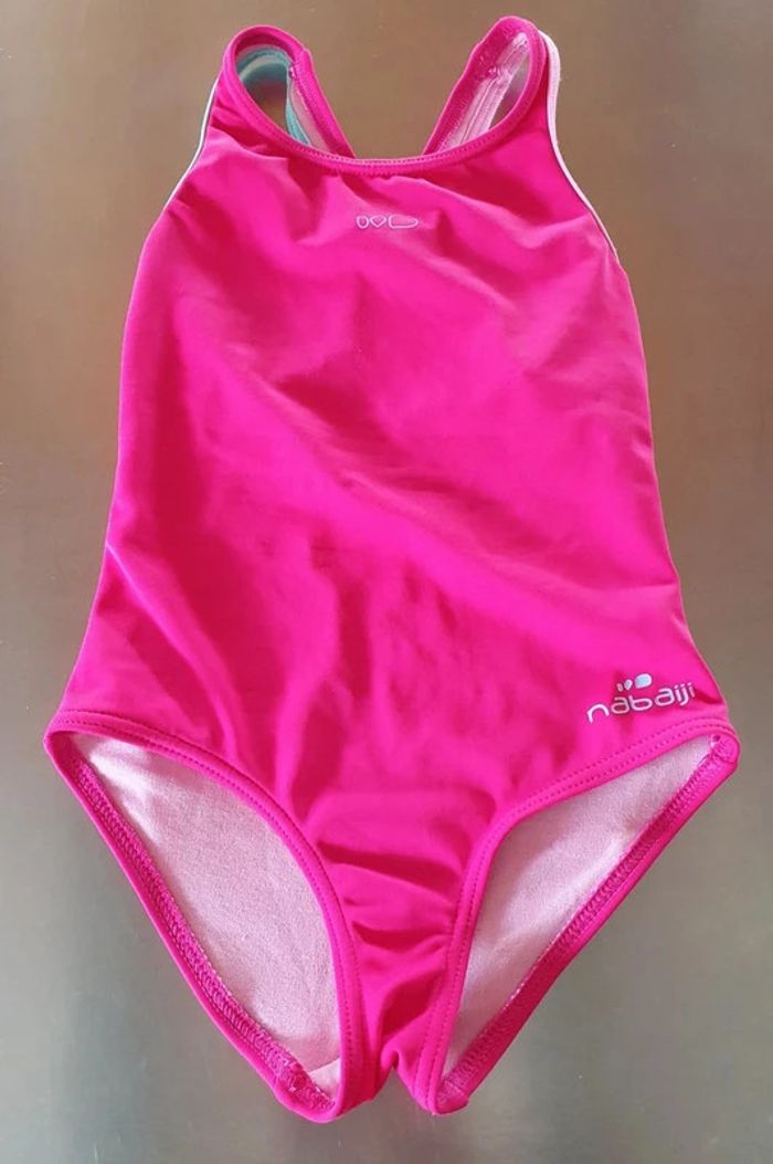 LOT maillots de bain + peignoir fille 3 ans. - photo numéro 4