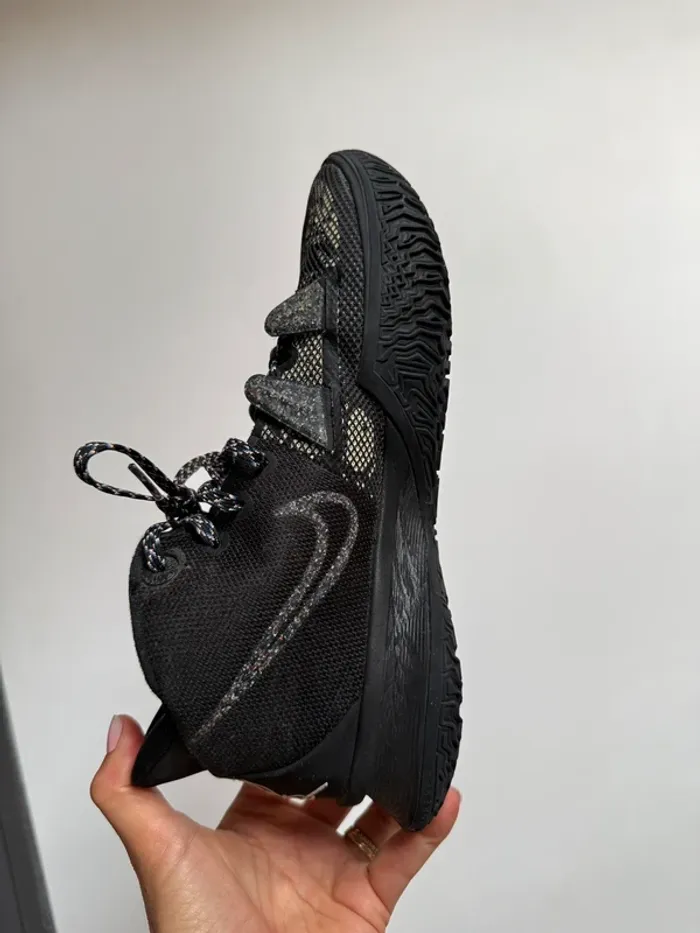 Baskets Nike Kyrie 7 pointure 40,5 très bon état - photo numéro 12
