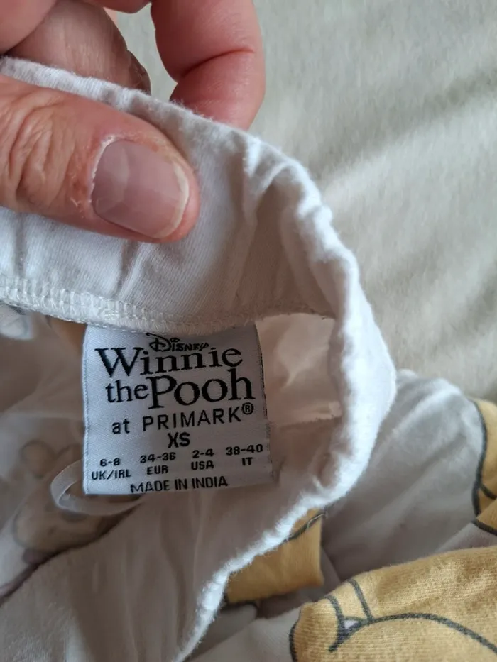 pyjama 2 pièces Winnie l'ourson, Marque Primark, taille 2XS/XS, en très bon état - photo numéro 3