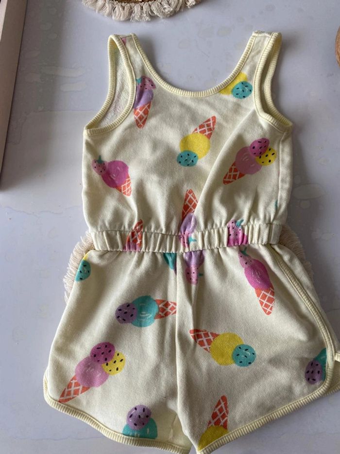 Superbe Combishort Zara taille 3-4ans - photo numéro 2