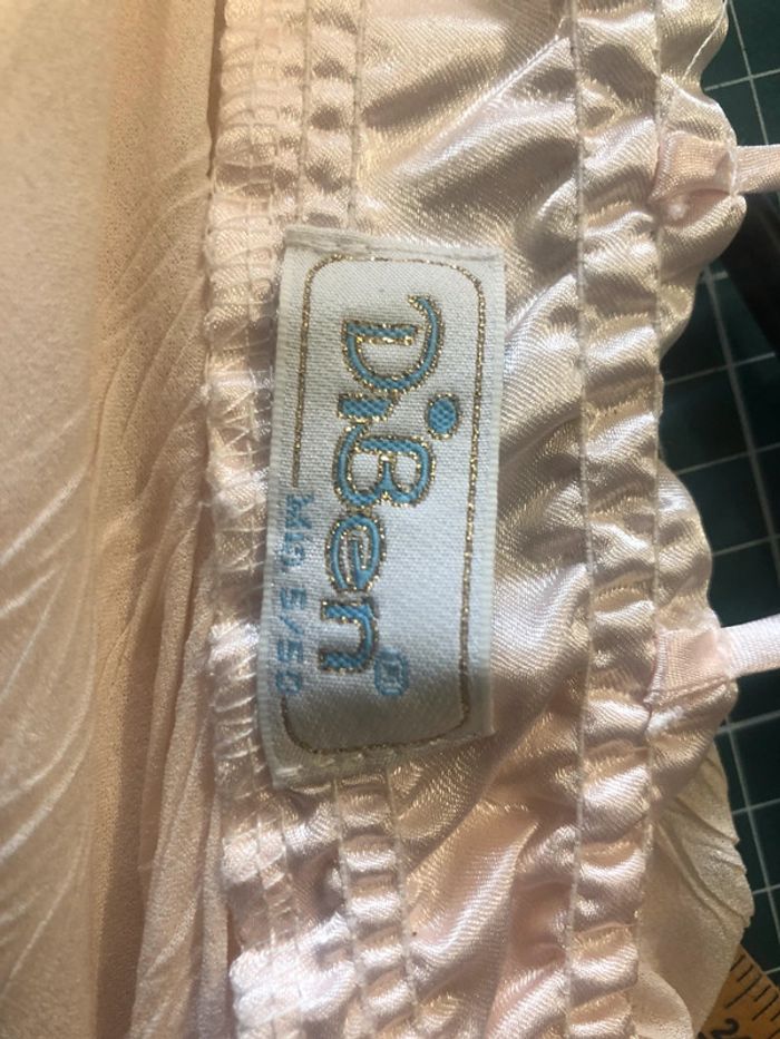 Jolie nuisette satin vintage rose taille 42/44/46 estimée, voir mesure. - photo numéro 6