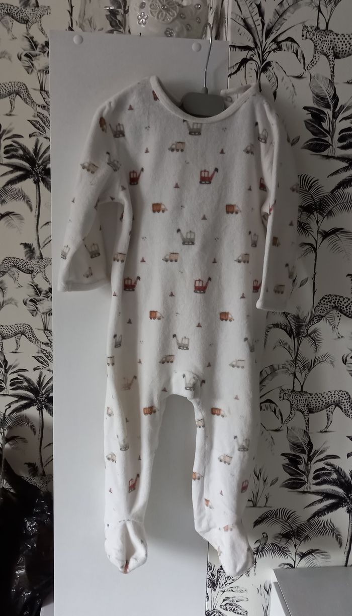Pyjama blanc Kiabi 18 mois - photo numéro 2