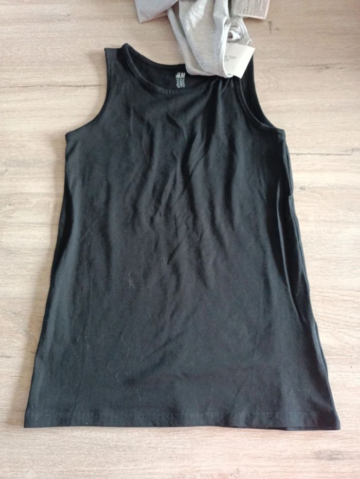 72. Lot de 2 débardeurs neufs H&M 10-12ans 146-152 - photo numéro 3
