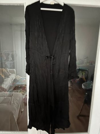 Robe longue satinée