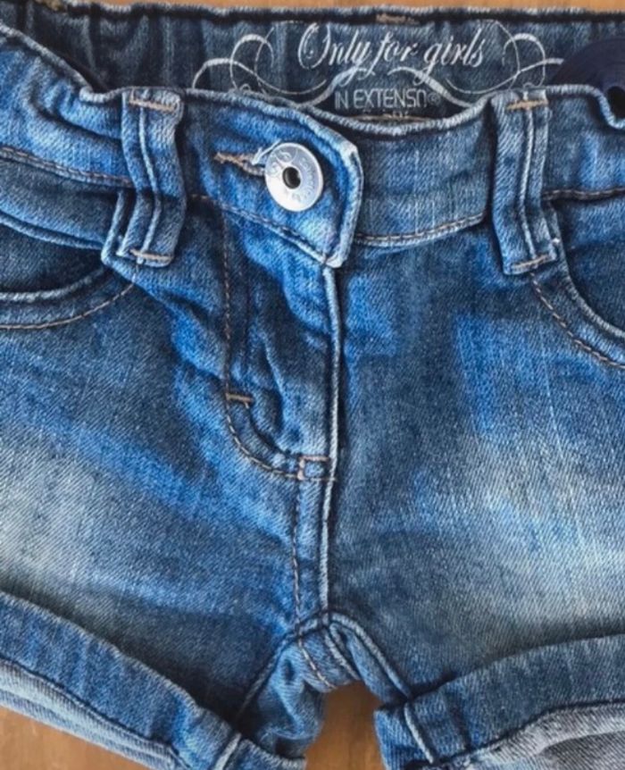 Short en jean bleu - photo numéro 3