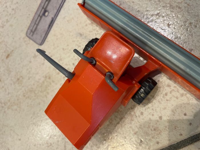 Frank Cars (original Mattel) en plastique - photo numéro 6