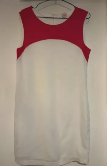 Robe bicolore sans manches Influx – T 40