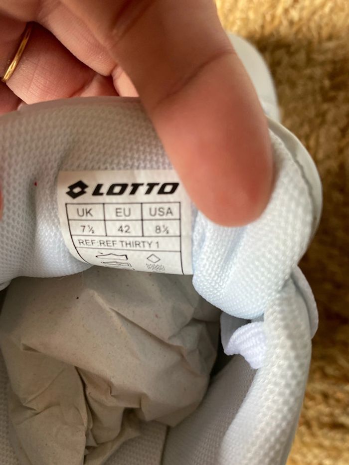 Baskets lotto neuve 42 - photo numéro 5