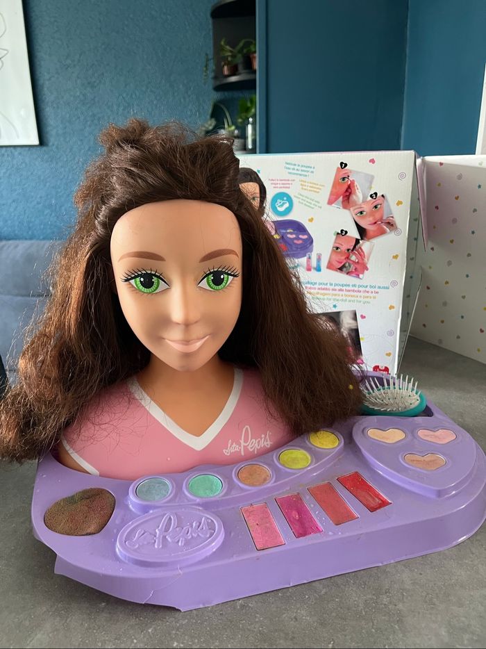 Tête à coiffer et à maquiller