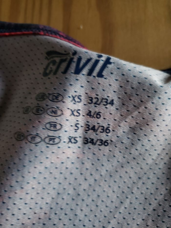 Ensemble sport femme - photo numéro 8