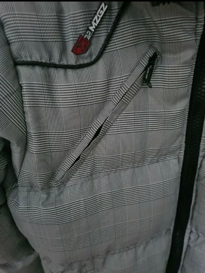 Blouson/doudoune grise noire MZGZ Taille S - photo numéro 6