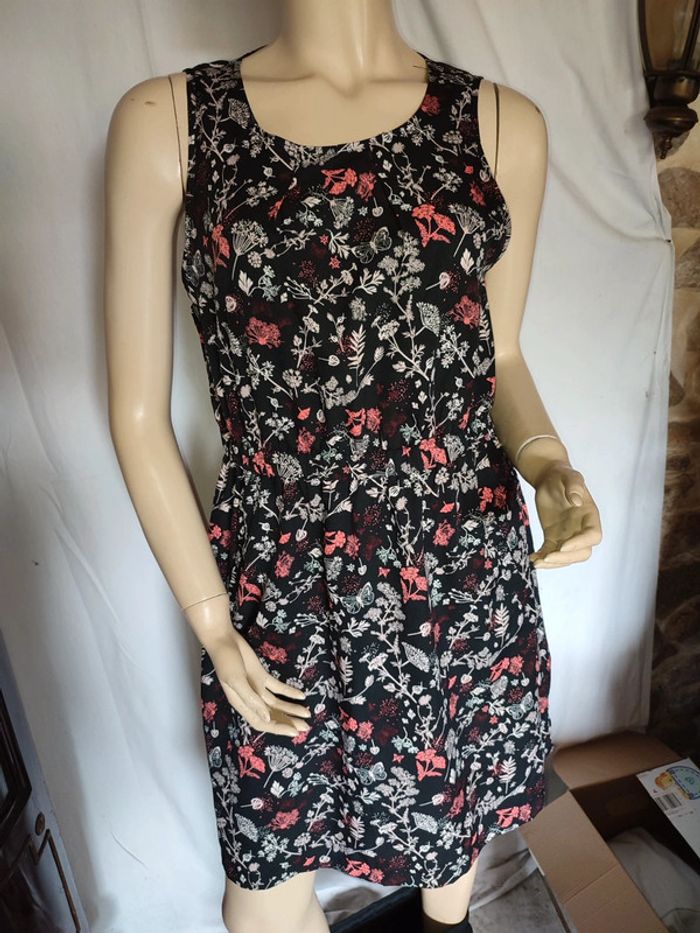 Robe 44 - photo numéro 3