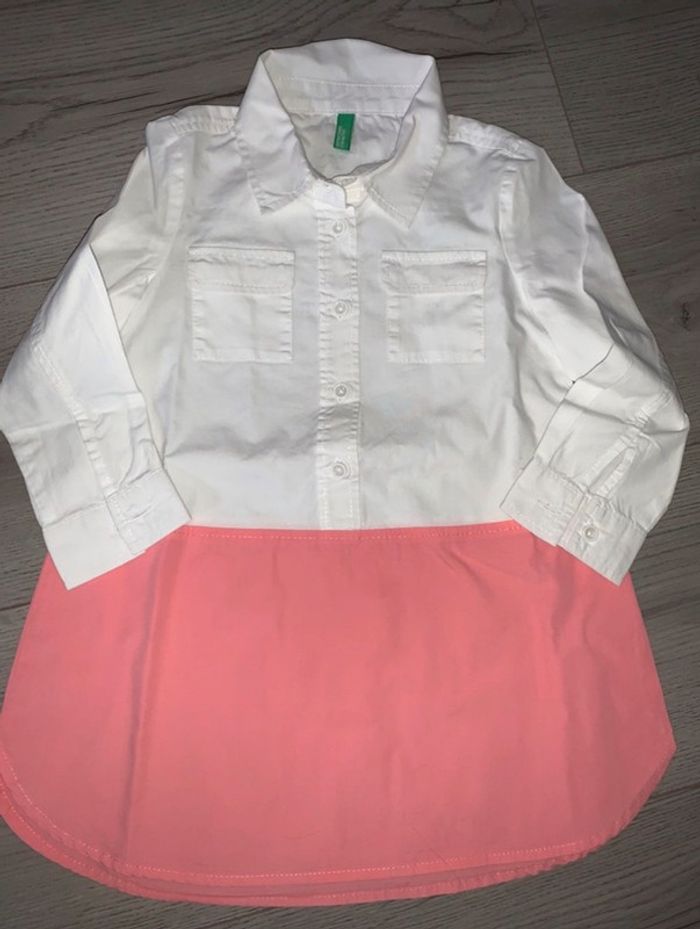 robe chemise benetton  tbe 2 ans  blanche et rose
