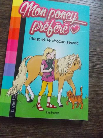Livre Mon poney préféré maya et le chaton secret