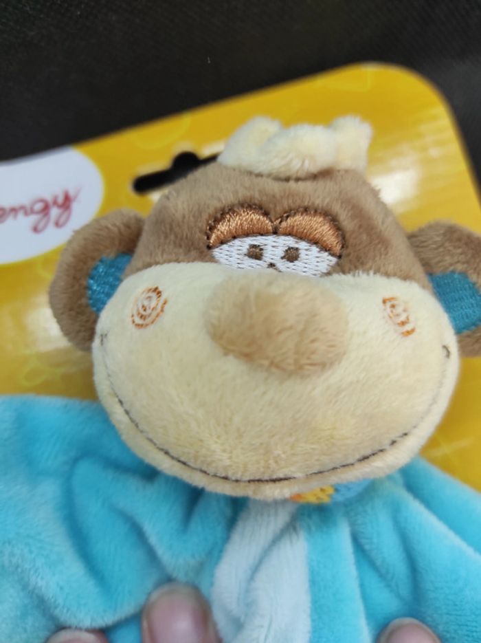 Singe monkey benguy bleur orange neuf doudou plat mouchoir #geektradedoudou - photo numéro 2