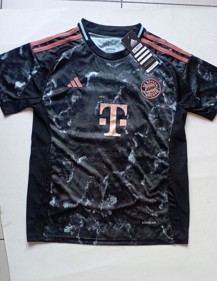 Maillot Bayern Munich coman taille 26 - photo numéro 2