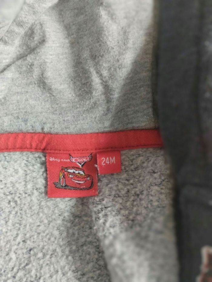 Gilet cars taille 2 ans - photo numéro 3