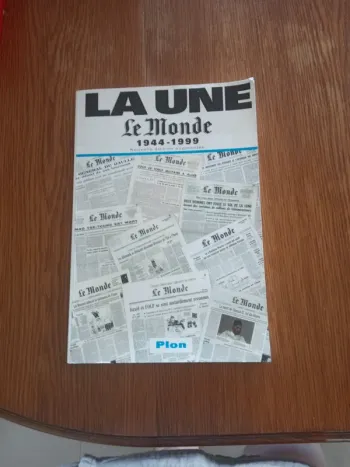 Livre la une