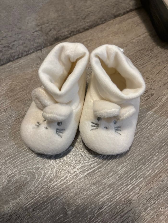 Chaussons bébé neuf